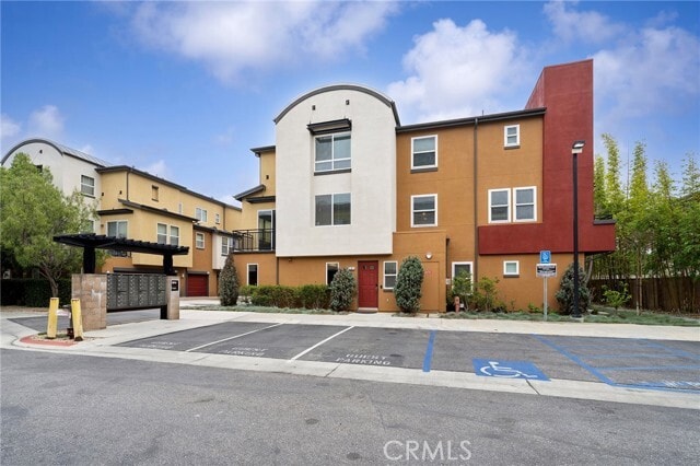 Building Photo - 8620 Belford Ave