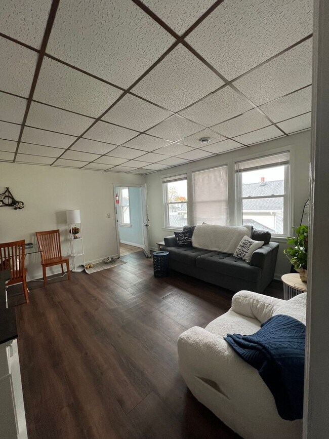 Building Photo - 1511 Oregon St