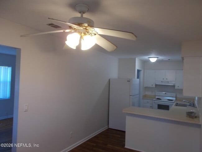 Building Photo - 5837 Tempest St