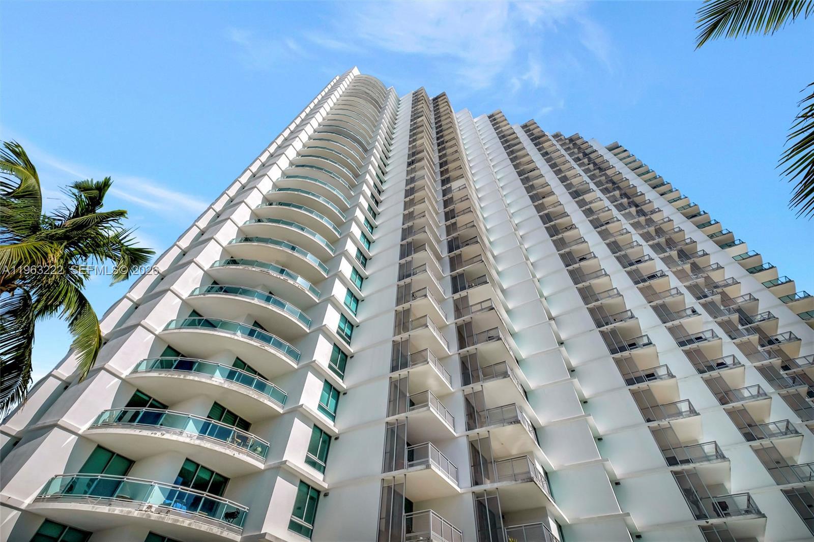 Building Photo - 350 S Miami Ave