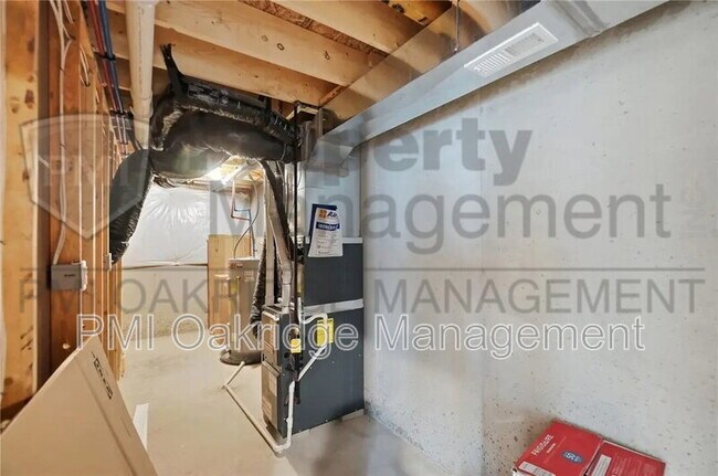 Building Photo - 414 Sydney Dr