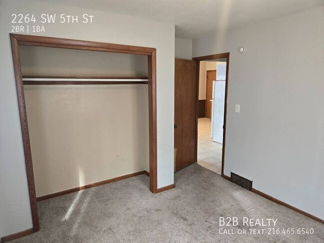 Building Photo - 2264 5th St SW