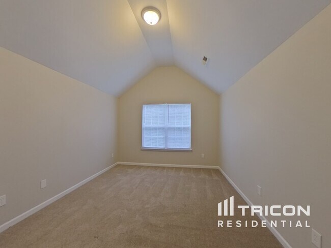 Building Photo - 3830 Pauline Ln