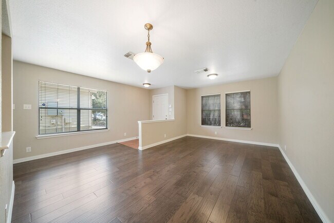 Building Photo - Spacious 4-Bed Home with Fenced Yard and Garage in Cibolo – 2,568 Sq Ft of Comfort