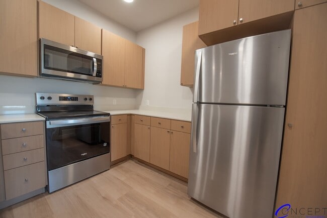 Building Photo - Brand-New Luxury Living with Mountain Charm at Studio Crossing