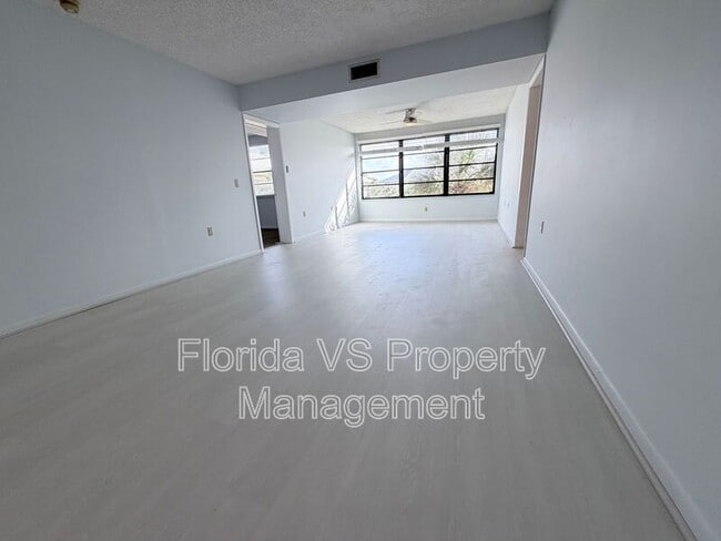 Building Photo - 3511 Village Blvd