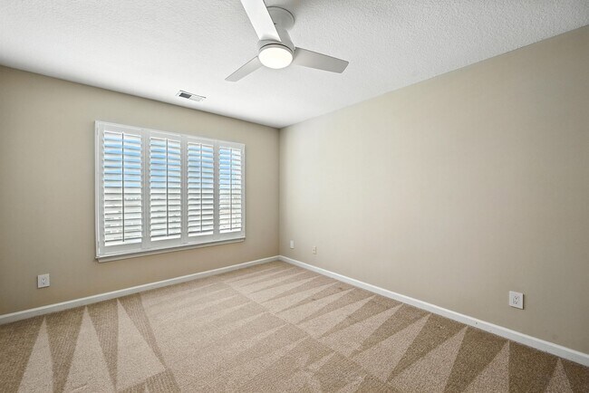 Building Photo - 965 Turtle Pond Ln