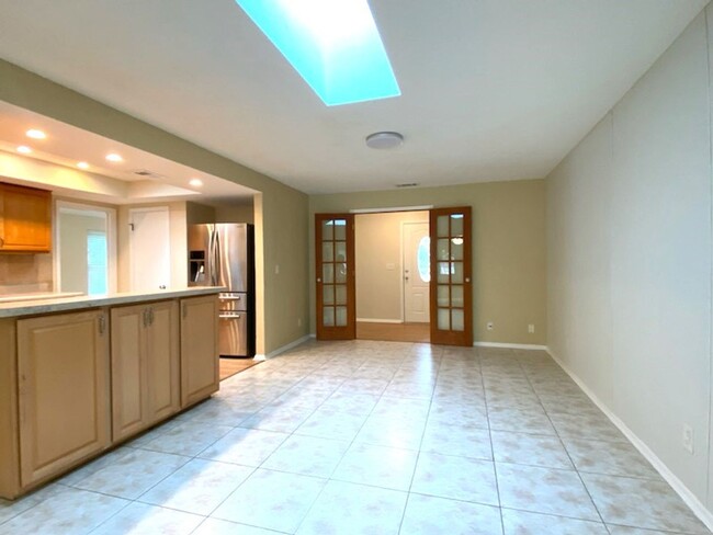 Building Photo - Beautiful 3 Bedroom Ormond Beach Home!