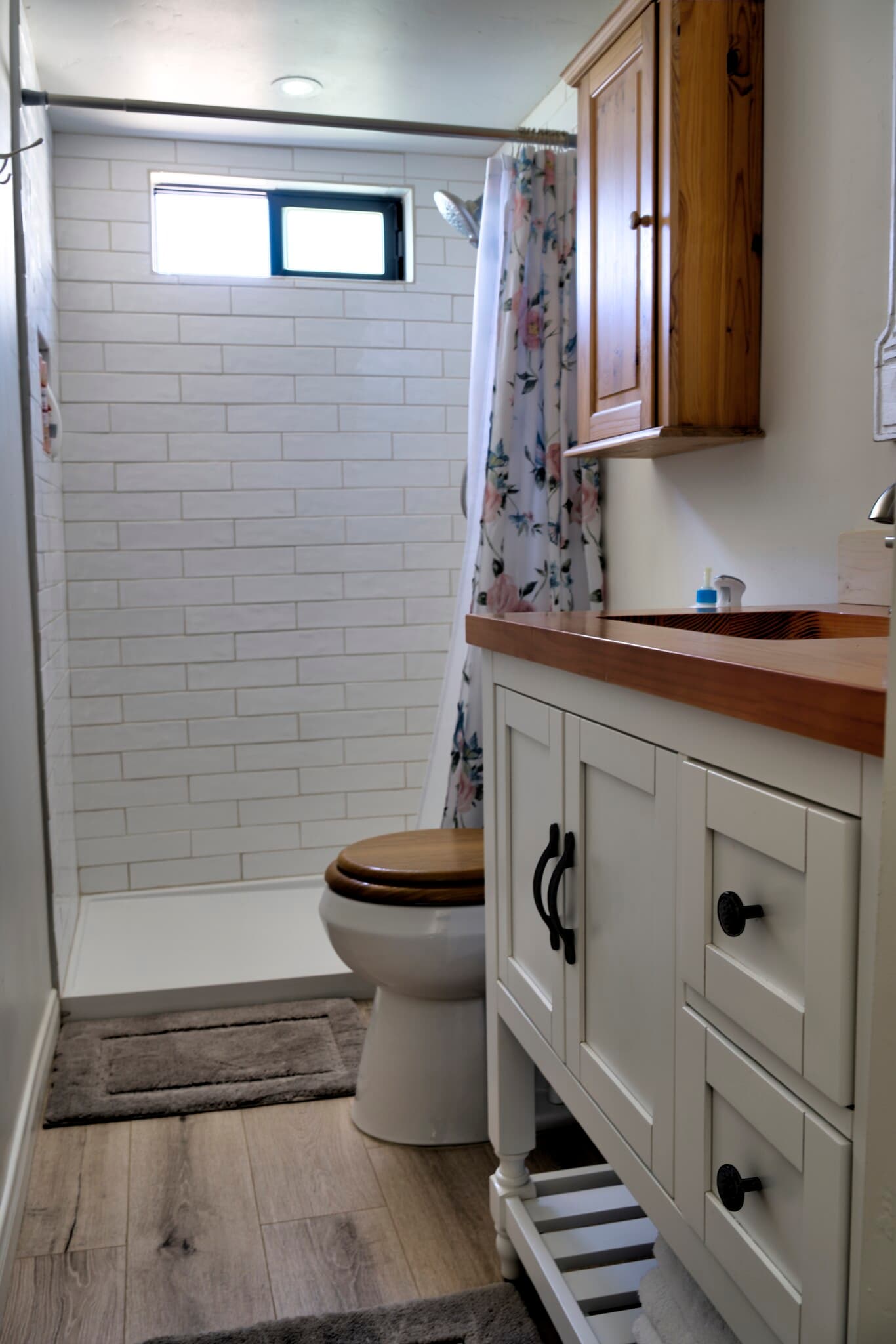 Building Photo - 5935 Redondo Dr