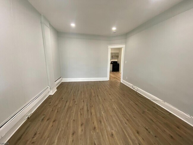 Building Photo - 241 Parker Ave