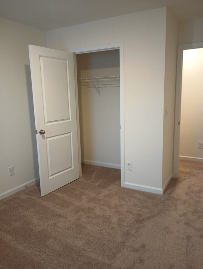 Building Photo - 1144 Aspen Ter