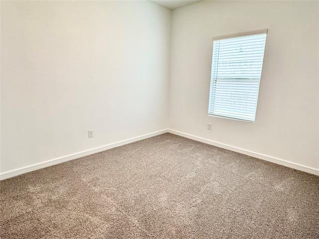 Building Photo - 535 Meadowlark Dr