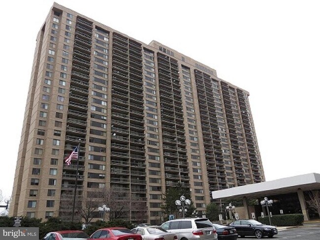 Building Photo - 5505 Seminary Rd