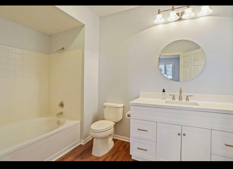 Building Photo - 701 Gibson Dr