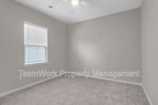 Building Photo - 158 Hayworth Rd