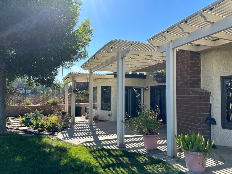 Patio with Grapefruit, Orange and Lemon trees - 14676 Deervale Pl