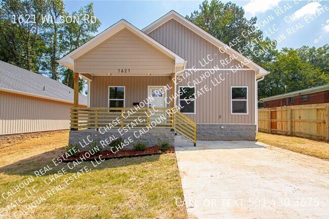 Building Photo - 1621 Wilson Rd