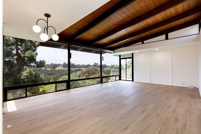 Building Photo - 2837 Kalmia Pl