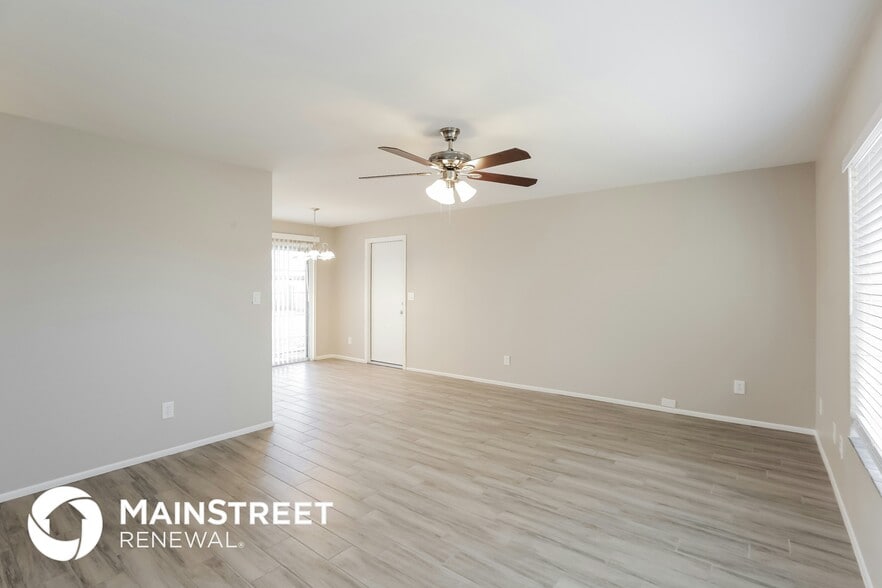 Building Photo - 5122 E Nambe St