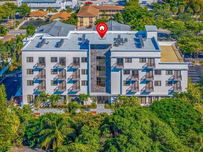 Building Photo - 20 NE 19th Ave