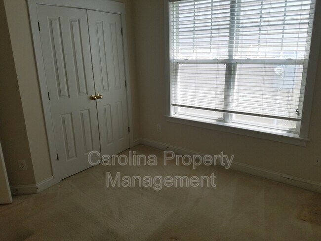 Building Photo - 11355 Deer Ridge Ln