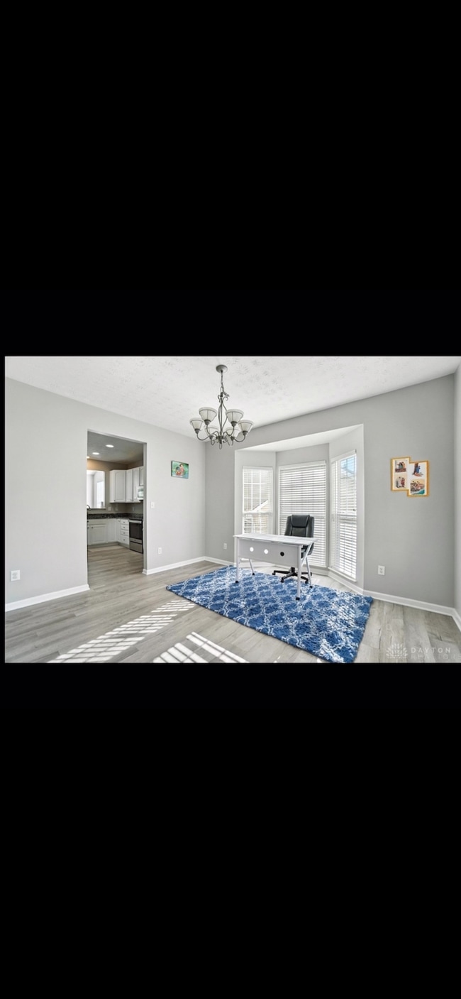 Primary Photo - 3492 King Edward Wy