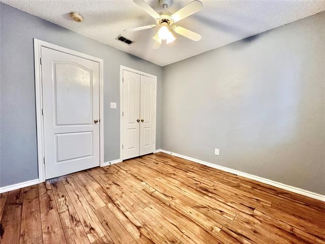 Building Photo - 1800 Quail Hollow Dr