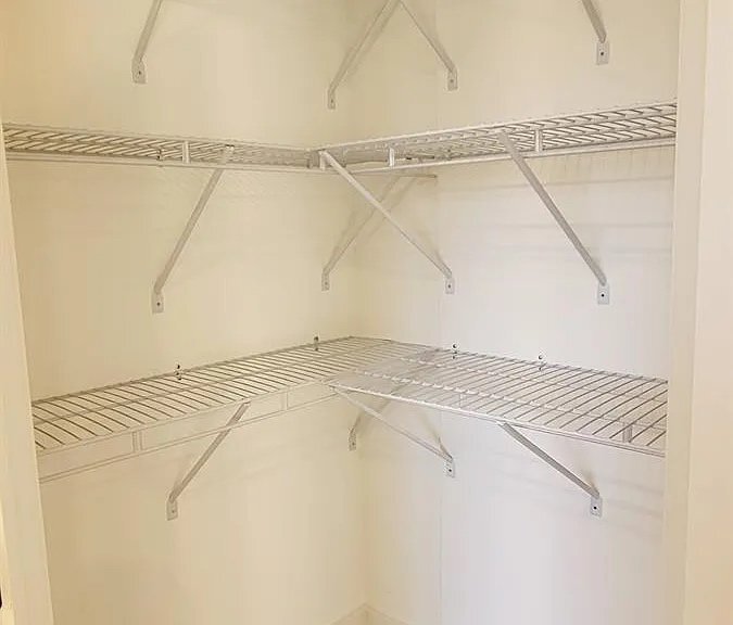 Building Photo - 969 Robin Hill Dr