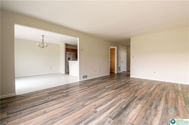 Building Photo - 48 Olde Penn Dr