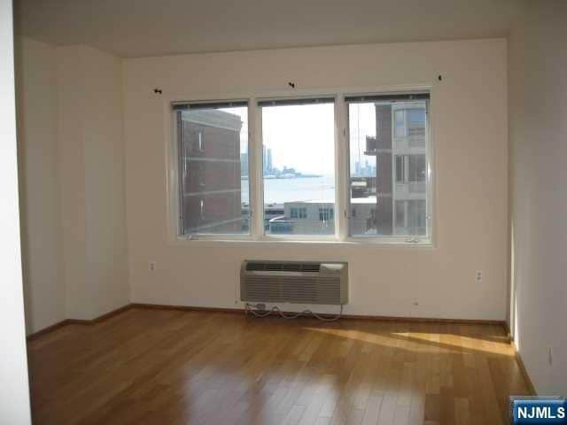 Building Photo - 3407 City