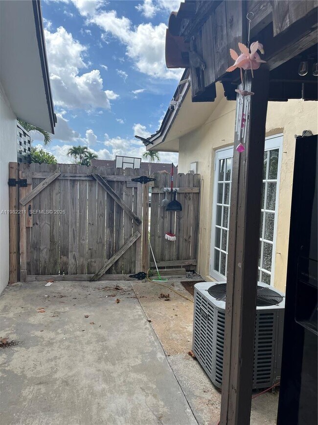 Building Photo - 13485 SW 28th St