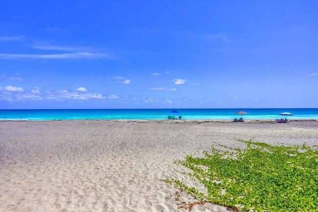 Building Photo - 475 Juno Dunes Way