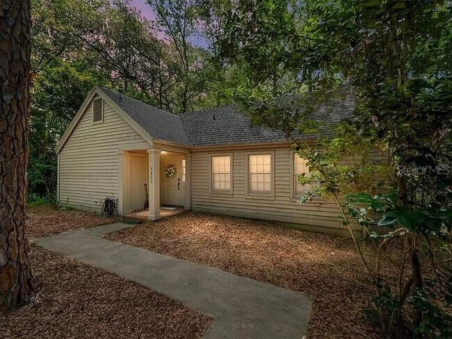 Building Photo - 5211 SW 86th Terrace