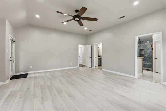 Building Photo - 3705 Menard Dr