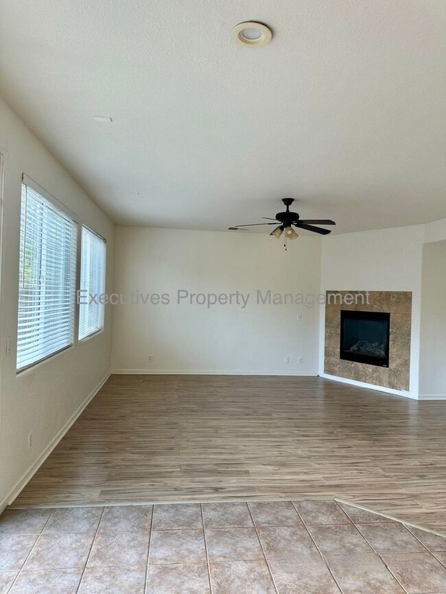 Building Photo - 182 Oleander Dr