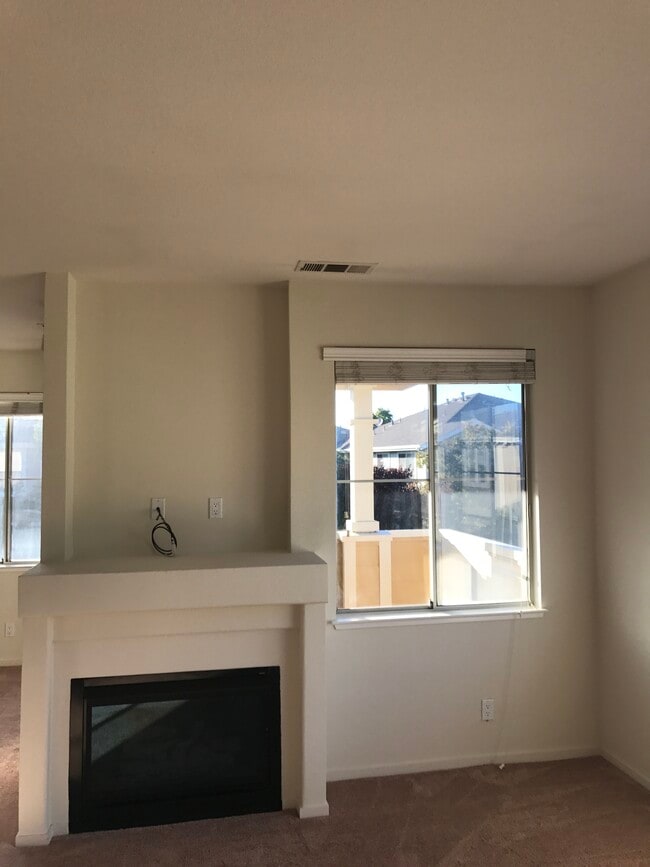 Building Photo - 318 Araglin Ct