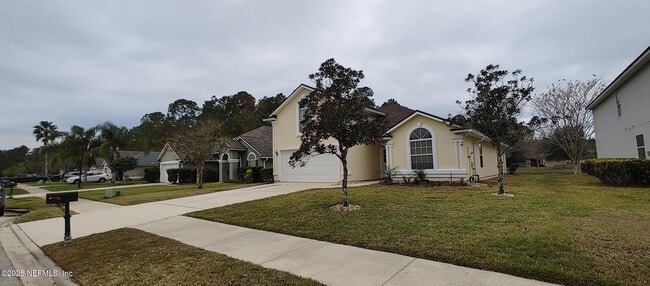 Building Photo - 2155 S Cranbrook Ave