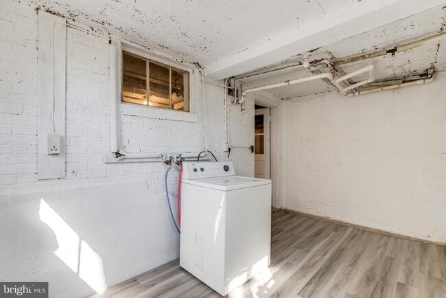 Building Photo - 1889 Alabama Ave SE