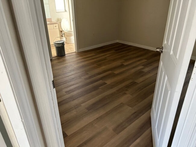 Building Photo - 3/2 Home Marion Oaks