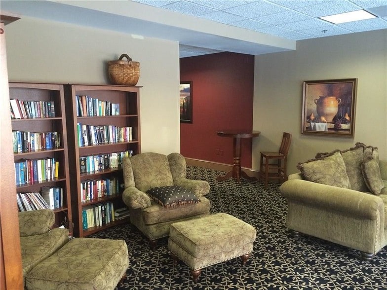 Common Area 2 - 620 Peachtree St NE