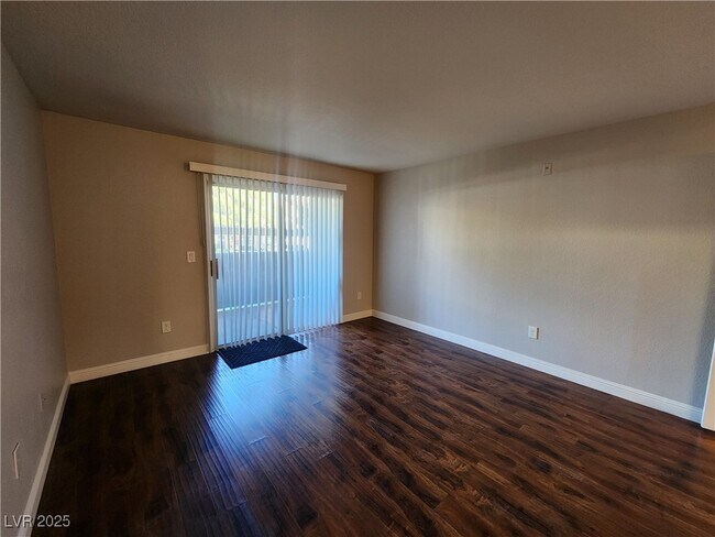 Building Photo - 5055 W Hacienda Ave