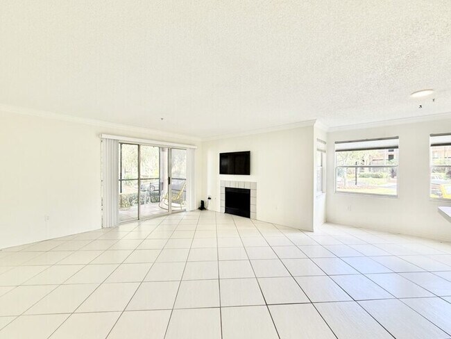 Building Photo - 2400 Feather Sound Dr