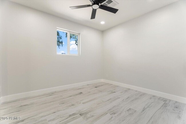 Building Photo - 14820 N 35th St