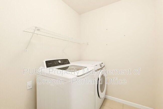 Building Photo - 6714 NW 158th Ave