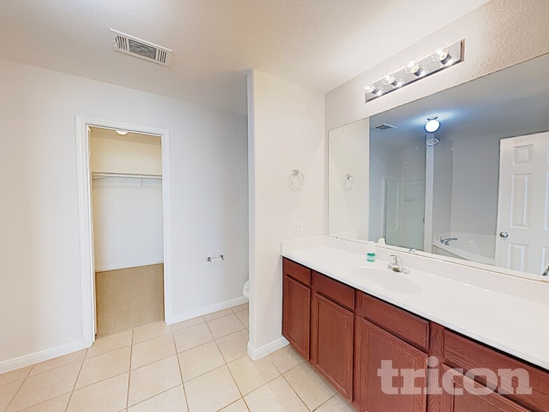 Building Photo - 257 Dodge City Trail