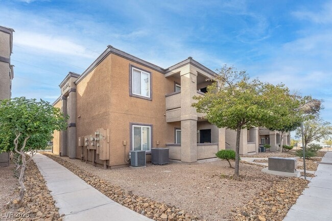 Building Photo - 6650 W Warm Springs Rd