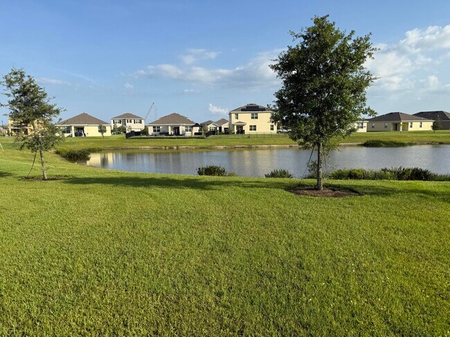 Building Photo - 9511 Potomac Dr