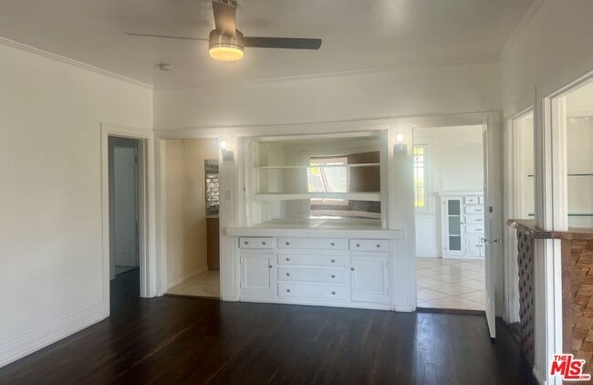 Building Photo - 456 S Wilton Pl