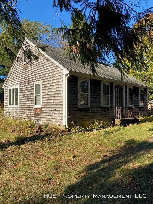 Building Photo - 205 Winter St