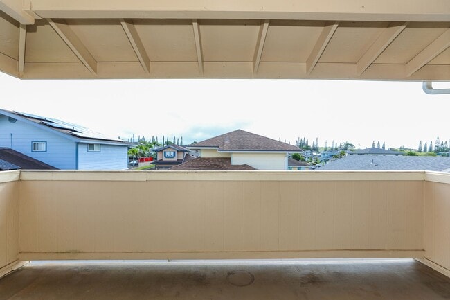 Building Photo - 95-1050 Makaikai St.